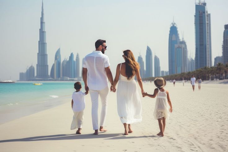 Why Hire a Family Photographer in Dubai? 