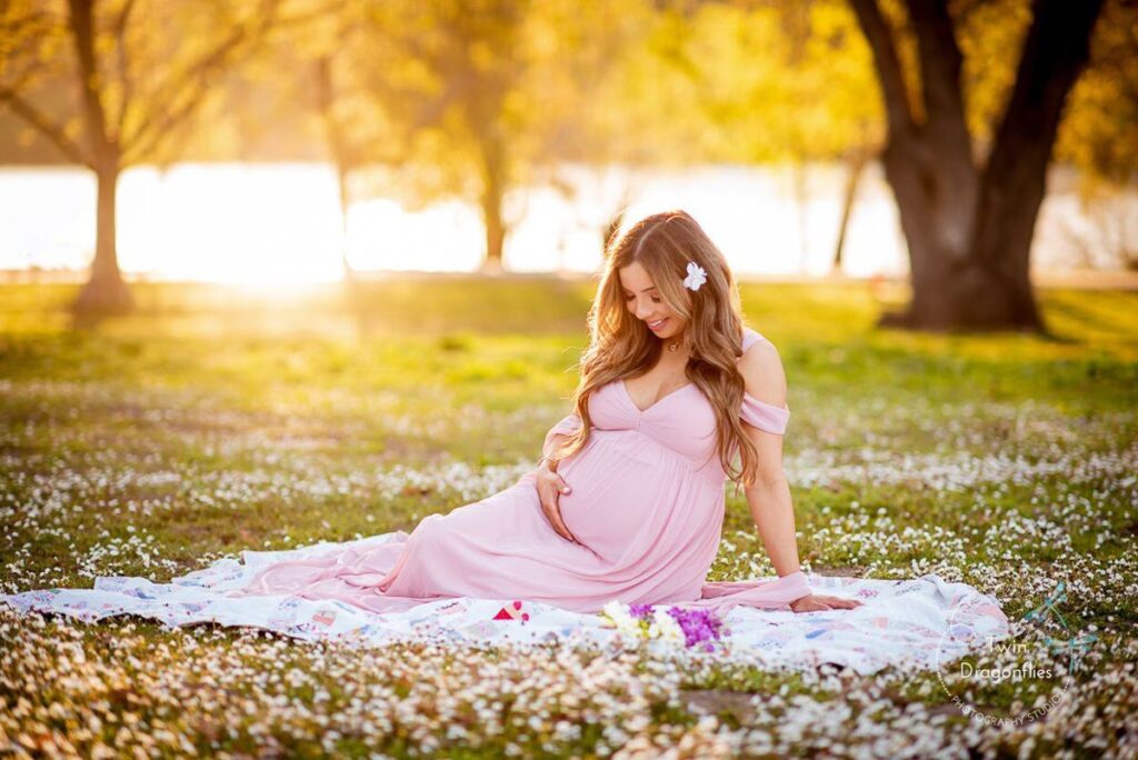 Maternity Photoshoot Dubai – Capture Your Pregnancy Journey 4 2d986db5e79fec4a94d28474fe4ba174